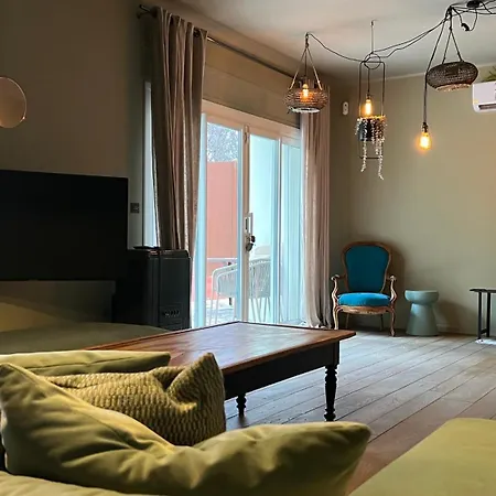 House, Garden, Air Conditioning, Parking - Center Villa